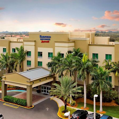 Fairfield Inn & Suites Fort Lauderdale Airport & Cruise Port ดาเนียบีช ภายนอก รูปภาพ