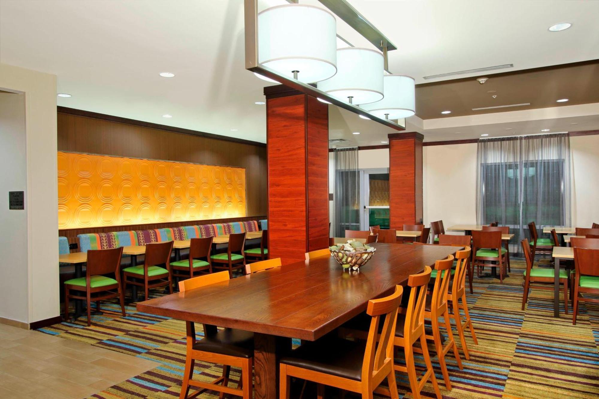 Fairfield Inn & Suites Fort Lauderdale Airport & Cruise Port ดาเนียบีช ภายนอก รูปภาพ