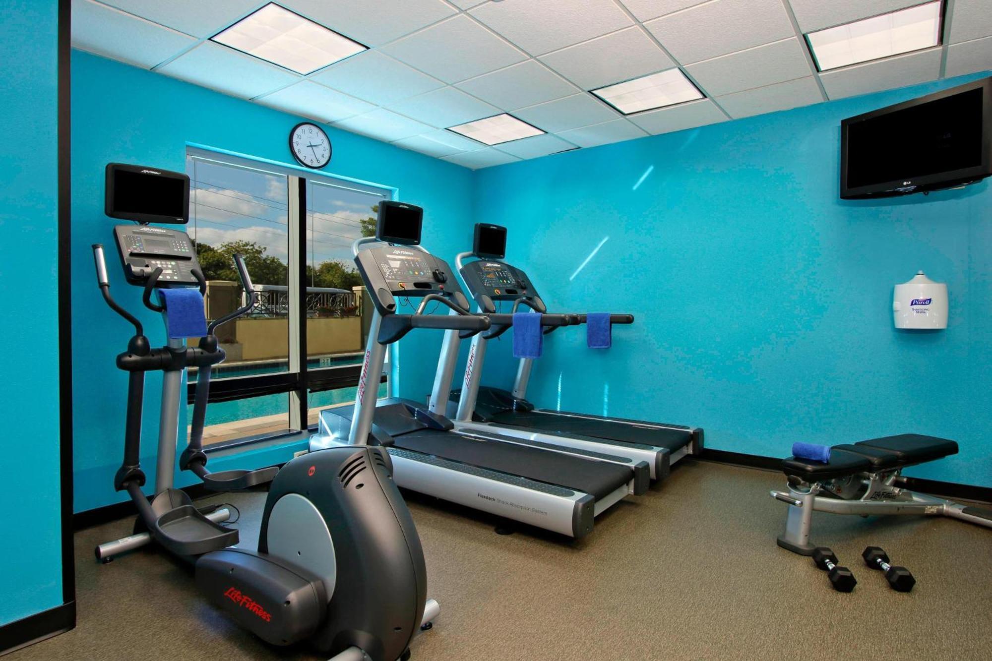 Fairfield Inn & Suites Fort Lauderdale Airport & Cruise Port ดาเนียบีช ภายนอก รูปภาพ