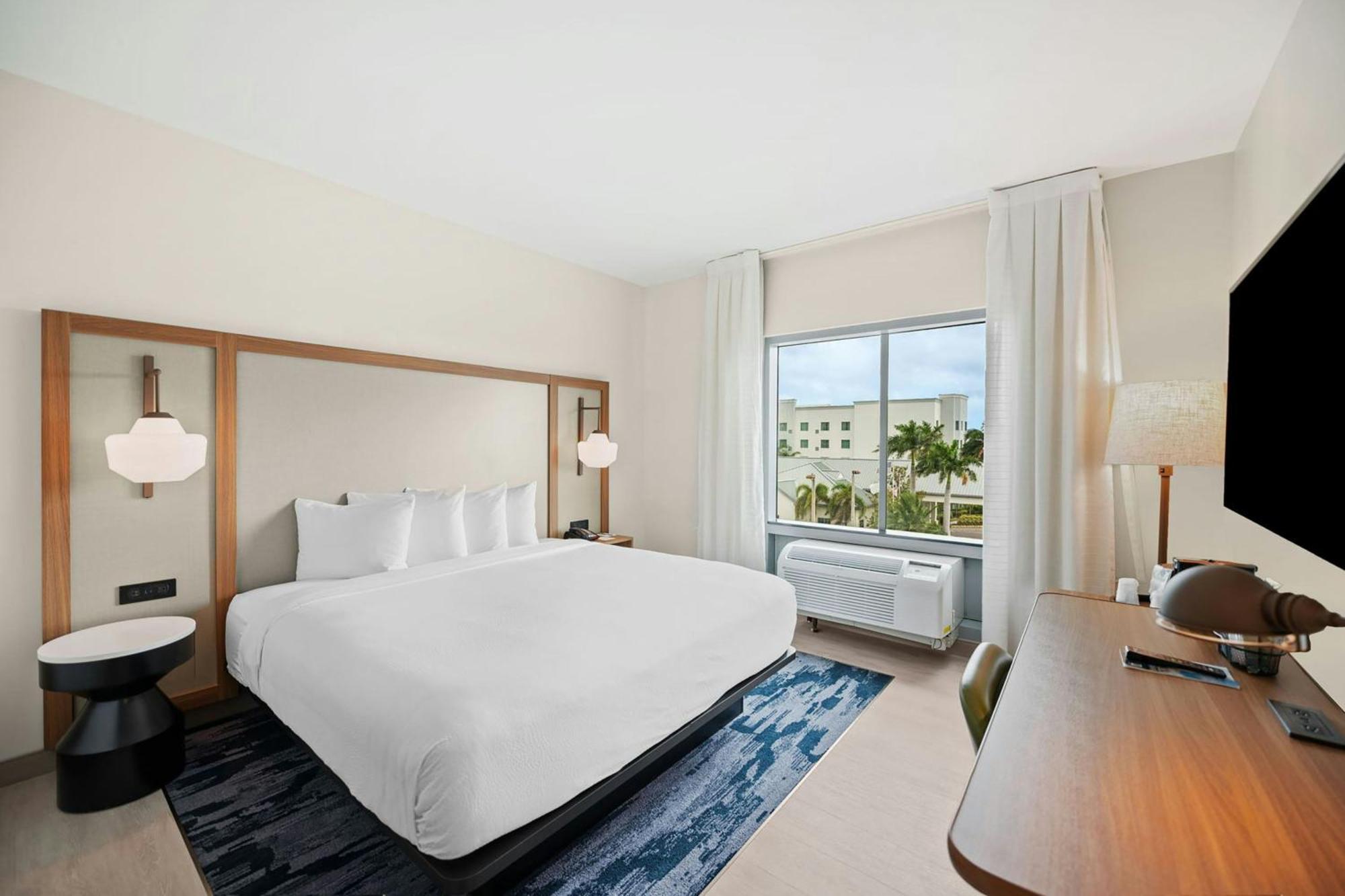 Fairfield Inn & Suites Fort Lauderdale Airport & Cruise Port ดาเนียบีช ภายนอก รูปภาพ