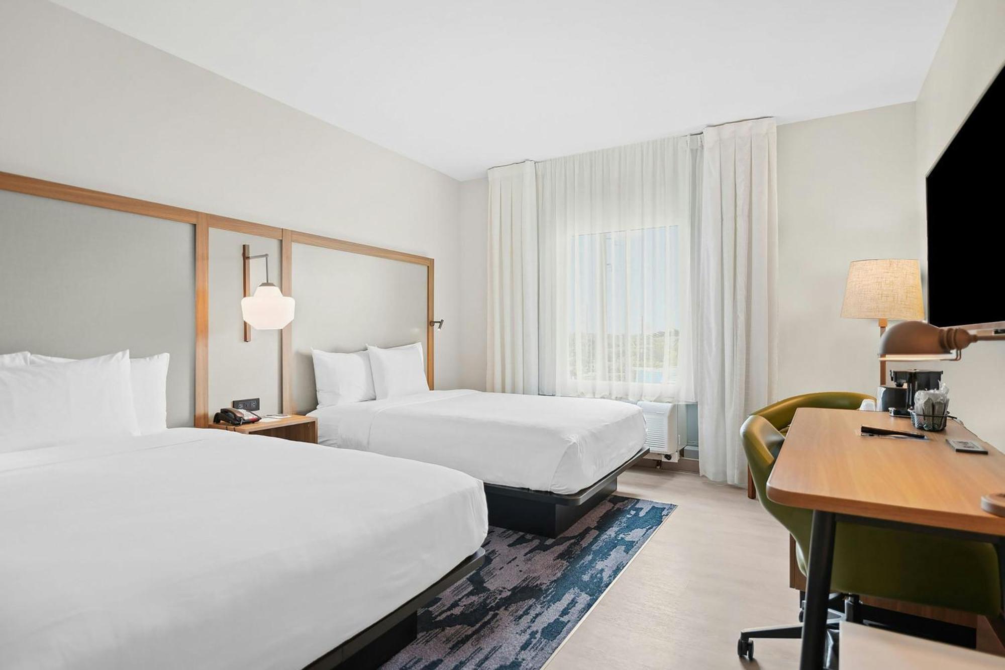 Fairfield Inn & Suites Fort Lauderdale Airport & Cruise Port ดาเนียบีช ภายนอก รูปภาพ