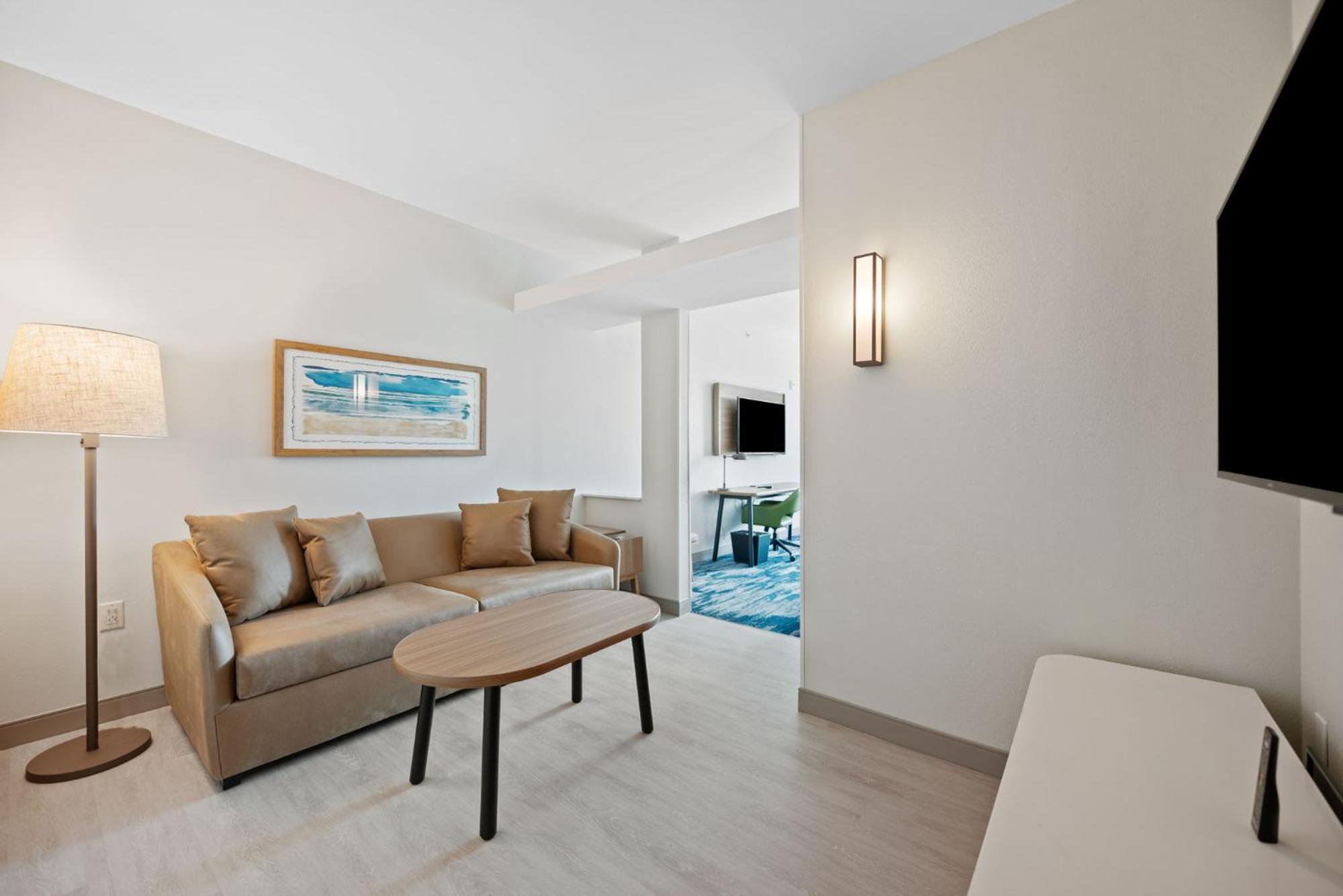Fairfield Inn & Suites Fort Lauderdale Airport & Cruise Port ดาเนียบีช ภายนอก รูปภาพ