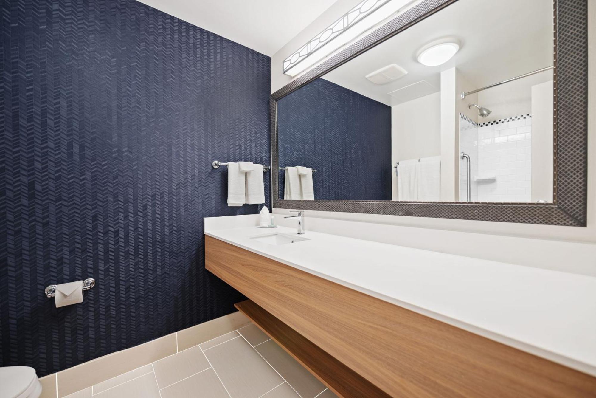 Fairfield Inn & Suites Fort Lauderdale Airport & Cruise Port ดาเนียบีช ภายนอก รูปภาพ